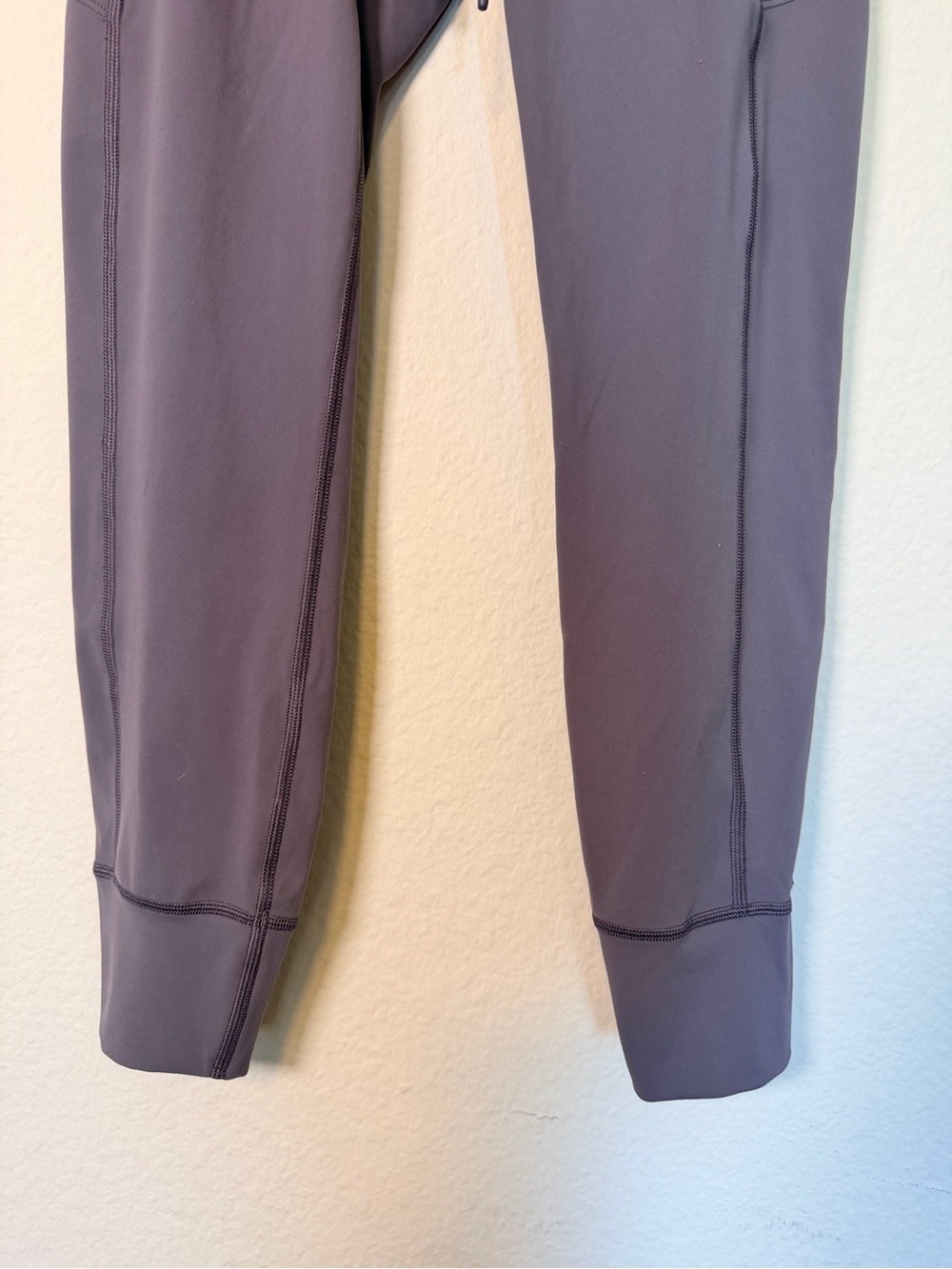 Vuori Daily Pocket Leggings Small Charcoal Gray High Rise Drawstring VW490 - Picture 5 of 9